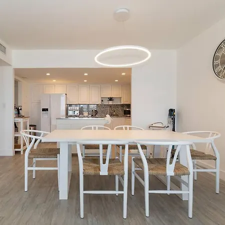 Stunning & Spacious Resort-Style Condo Across From Beach!